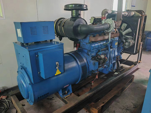 台江100kW柴油发电机组使用多级机油有哪些优缺点？